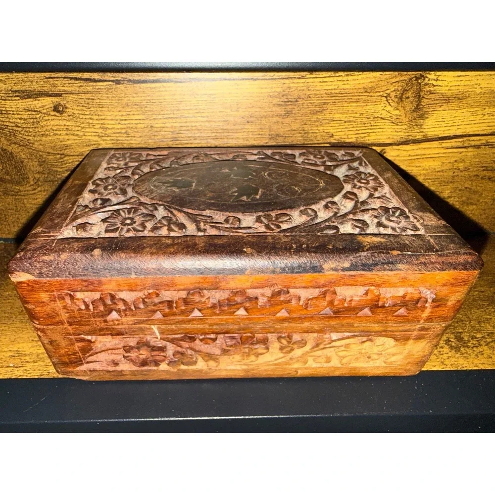 Vintage Hand Carved Wooden Trinket Jewelry Box Floral Made In India